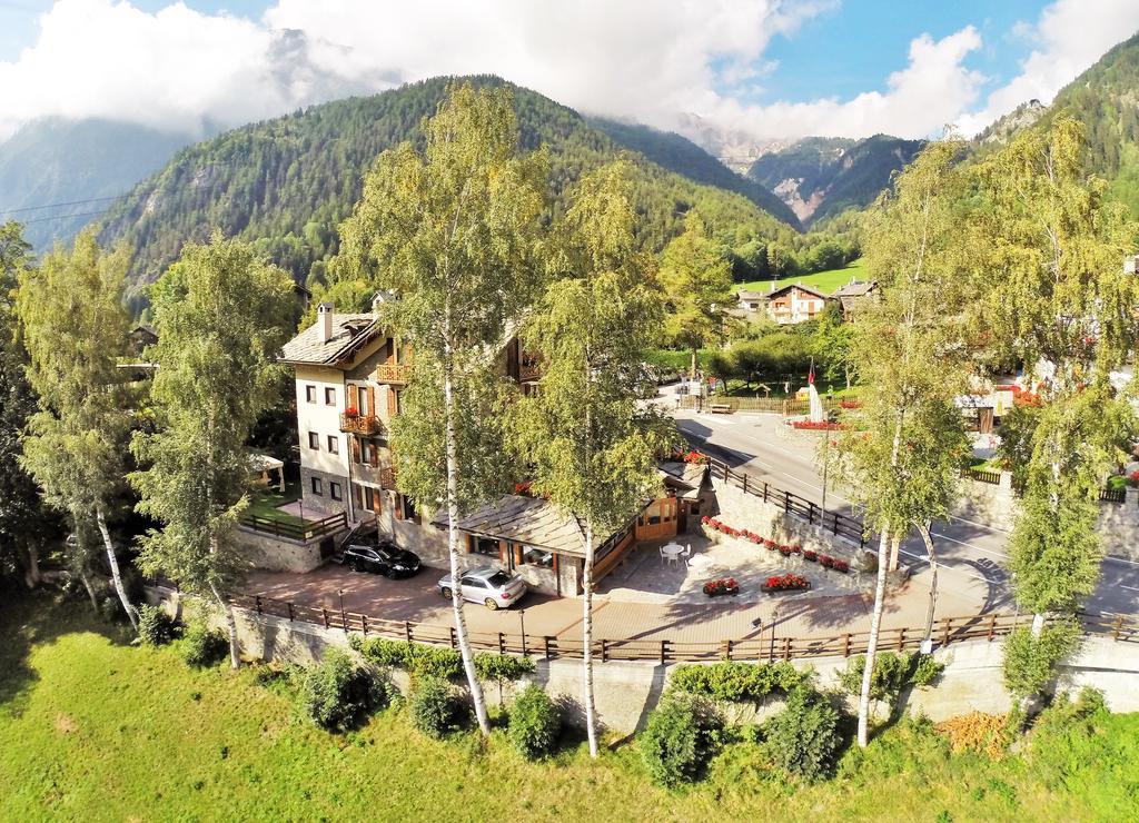 Hotel Stella Del Nord Courmayeur Exteriér fotografie