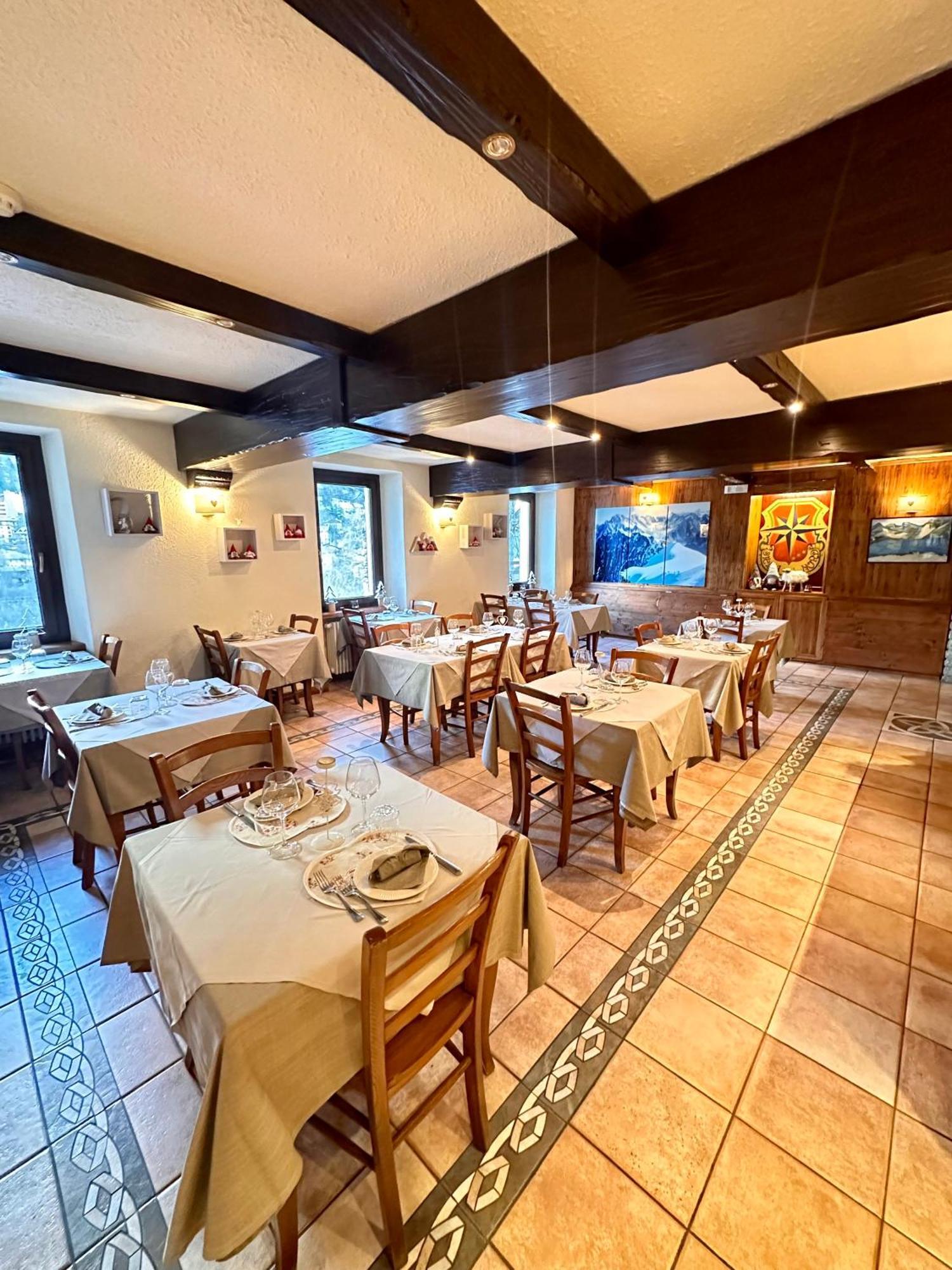 Hotel Stella Del Nord Courmayeur Exteriér fotografie